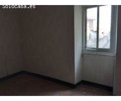 Casa de Pueblo en Venta en Arteixo, La Coruña