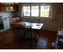 Chalet en Venta en Bergondo, La Coruña