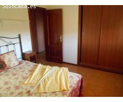Chalet en Venta en Bergondo, La Coruña