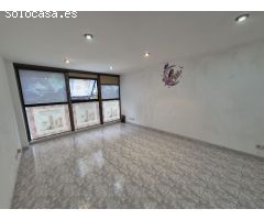 Local comercial en Alquiler en A Coruña, La Coruña