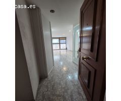 Local comercial en Alquiler en A Coruña, La Coruña