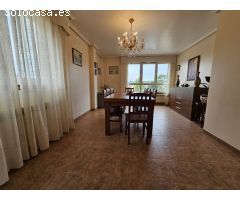 Chalet en Venta en Bergondo, La Coruña