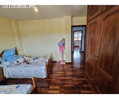 Chalet en Venta en Bergondo, La Coruña