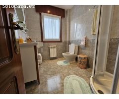 Chalet en Venta en Bergondo, La Coruña