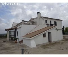 Chalet en Venta en Castellet i la Gornal, Barcelona