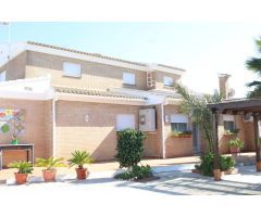 Chalet independiente con terreno en L Alcúdia de Crespins