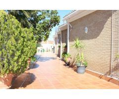 Chalet independiente con terreno en L Alcúdia de Crespins