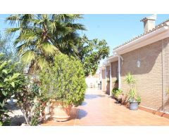 Chalet independiente con terreno en L Alcúdia de Crespins