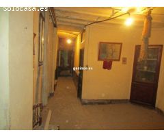 CASA PARA REFORMAR EN EL CENTRO DE LA CIUDAD