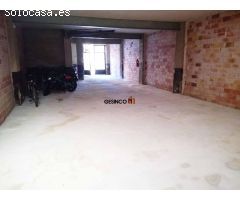 LOCAL COMERCIAL EN ALQUILER CON IDEAL UBICACIÓN