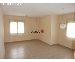 ADOSADO SEMI NUEVO EN VENTA EN AGULLENT