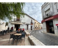 VIVIENDA CON LOCAL COMERCIAL EN CHAFLÁN