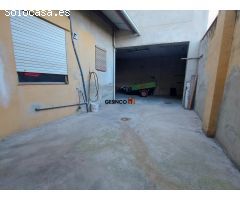 CASA DE PUEBLO CÉNTRICA CON PATIO Y TERRAZA