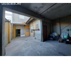 CASA DE PUEBLO CÉNTRICA CON PATIO Y TERRAZA