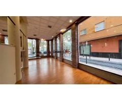 LOCAL COMERCIAL EN PLENA ALAMEDA Y CORAZÓN DE XÀTIVA