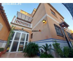 ENCANTADORA CASA UNIFAMILIAR