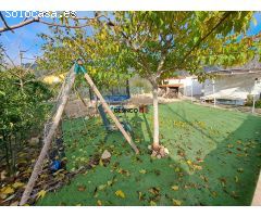 CHALET SOBRE PARCELA RÚSTICA CON PISCINA EN ALBOY