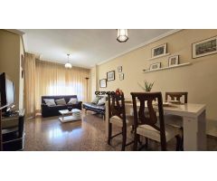 VIVIENDA CON ASCENSOR Y UBICACIÓN CÉNTRICA EN VENTA