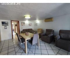 Oportunidad única: Chalet independiente en la playa de Oliva con piscina