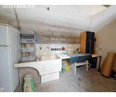 ALMACÉN CON POSIBILIDADES EN ROTGLÁ Y CORBERÁ