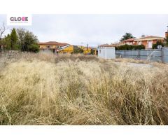 Venta de solar con proyecto de 2 casas pareadas en Ogíjares (Zona Lomalinda)