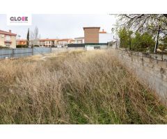 Venta de solar con proyecto de 2 casas pareadas en Ogíjares (Zona Lomalinda)