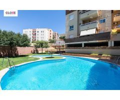 Precioso ático dúplex con 2 dormitorios, garaje y trastero en Granada.