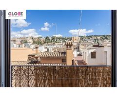Oportunidad Única en el Corazón de Granada: Piso Exclusivo con Vistas a la Alhambra
