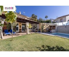 Espectacular casa en Bola de Oro / Serrallo