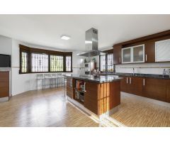 Chalet en Las Gabias con licencia turística