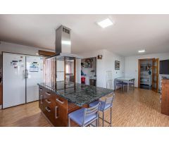 Chalet en Las Gabias con licencia turística