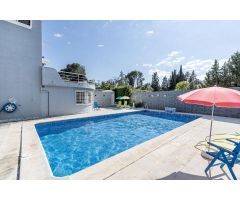 ¡Exclusiva Casa Premium en el Parque del Cubillas!