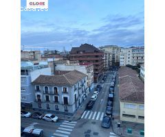 Fantástico ático listo para entrar a vivir en pleno centro de Granada