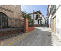 GRAN VIVIENDA PARA REFORMAR EN EL CENTRO DE DILAR
