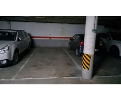 Amplio Parking en Camí Fondo