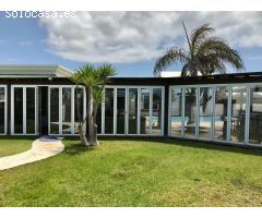 Espectacular villa con vistas en la mejor zona de Playa Blanca