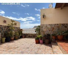 Gran casa con garaje en Argana Alta