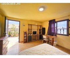 Gran casa con garaje en Argana Alta
