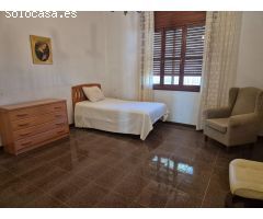 ¡Gran Planta Baja Familiar en Venta en La Unión!