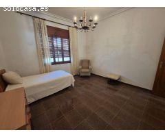 ¡Gran Planta Baja Familiar en Venta en La Unión!