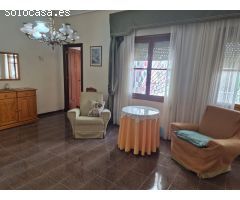 ¡Gran Planta Baja Familiar en Venta en La Unión!