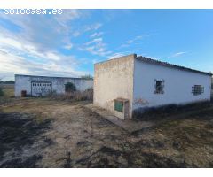 CASA DE CAMPO CON CONTADOR  LUZ, AGUA DE LA RED Y 29.570 M/2 DE TERRENO SEGREGADO.