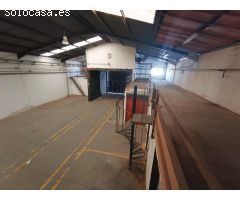 Nave industrial de 600 m² en El Torno con oficinas y servicios completos