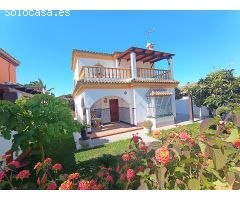 Chalet Urbano en Sancti Petri – Vive junto al mar en un entorno natural único