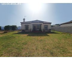 2 x 1 Magnifico chalet + casa de campo con alberca ubicado en Callejón Rueda la Bota.