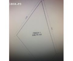 Terreno urbano de 508 m2 para construir vivienda independiente de 242m2 con piscina privada