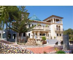 VILLA DE ESTILO ANDALUZ EN VILLAMARTIN ORIHUELA COSTA
