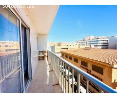 Apartamento en venta en Torrevieja Tres dormitorios un baño
