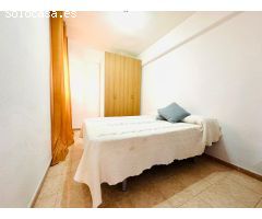 Apartamento en venta en Torrevieja Tres dormitorios un baño