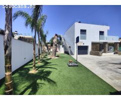 Impresionante villa de lujo a pie de playa en Cabo Roig